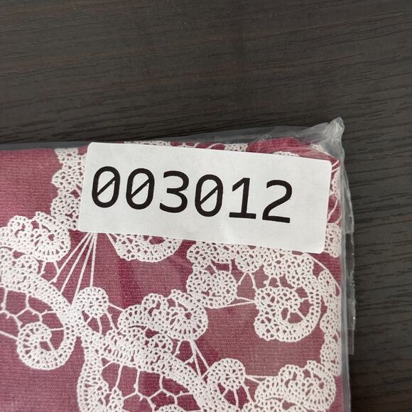 Lady Gaga Tour Shirt Medium Mayhem Ball Skull Killah Concert Merch 2025 Raw Hem - Picture 10 of 10